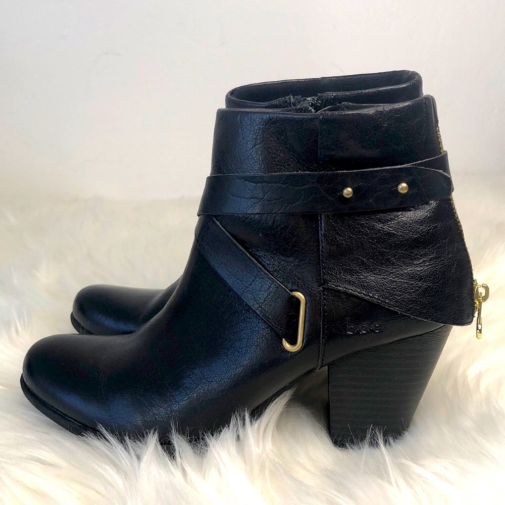 Like New Born Ankle Boots size 7